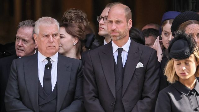 Video: "Schäumt vor Wut": Warum Prinz Andrew vor William zittern muss