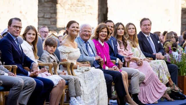 Video: Schweden-Royals begeistern mit nie gesehenem Familienfoto