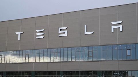 Tesla-Erweiterung stößt bei Bürgern von Grünheide auf Ablehnung