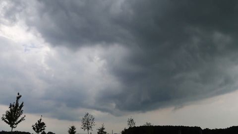 Unwettergefahr: Starkregen in Teilen Deutschlands erwartet