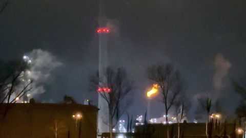 Bayern: Brand in Raffinerie - Warnung an Bevölkerung