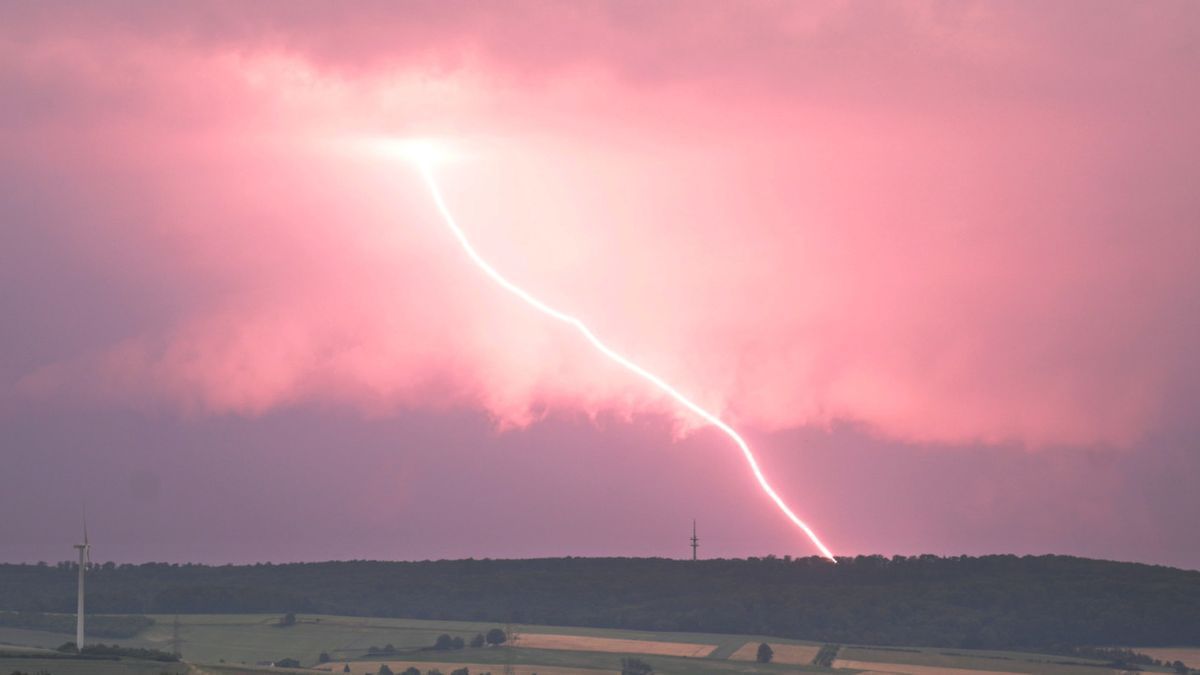 Gewitter folgen auf Hitze – Wechselhaftes Wetter zum Wochenstart