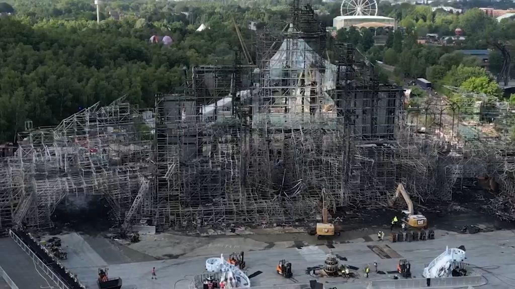 Video: Tomorrowland-Festival startet - Trotz abgebrannter Hauptbühne