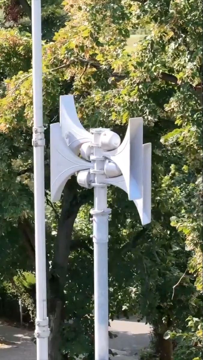Video: Heute bundesweiter Warntag: Sirenen und Handy-Alarm im Test