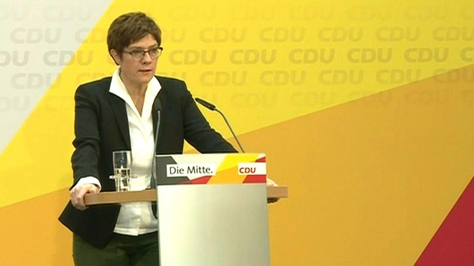 Anwärter auf CDU-Chefsessel sollen sich diese Woche erklären