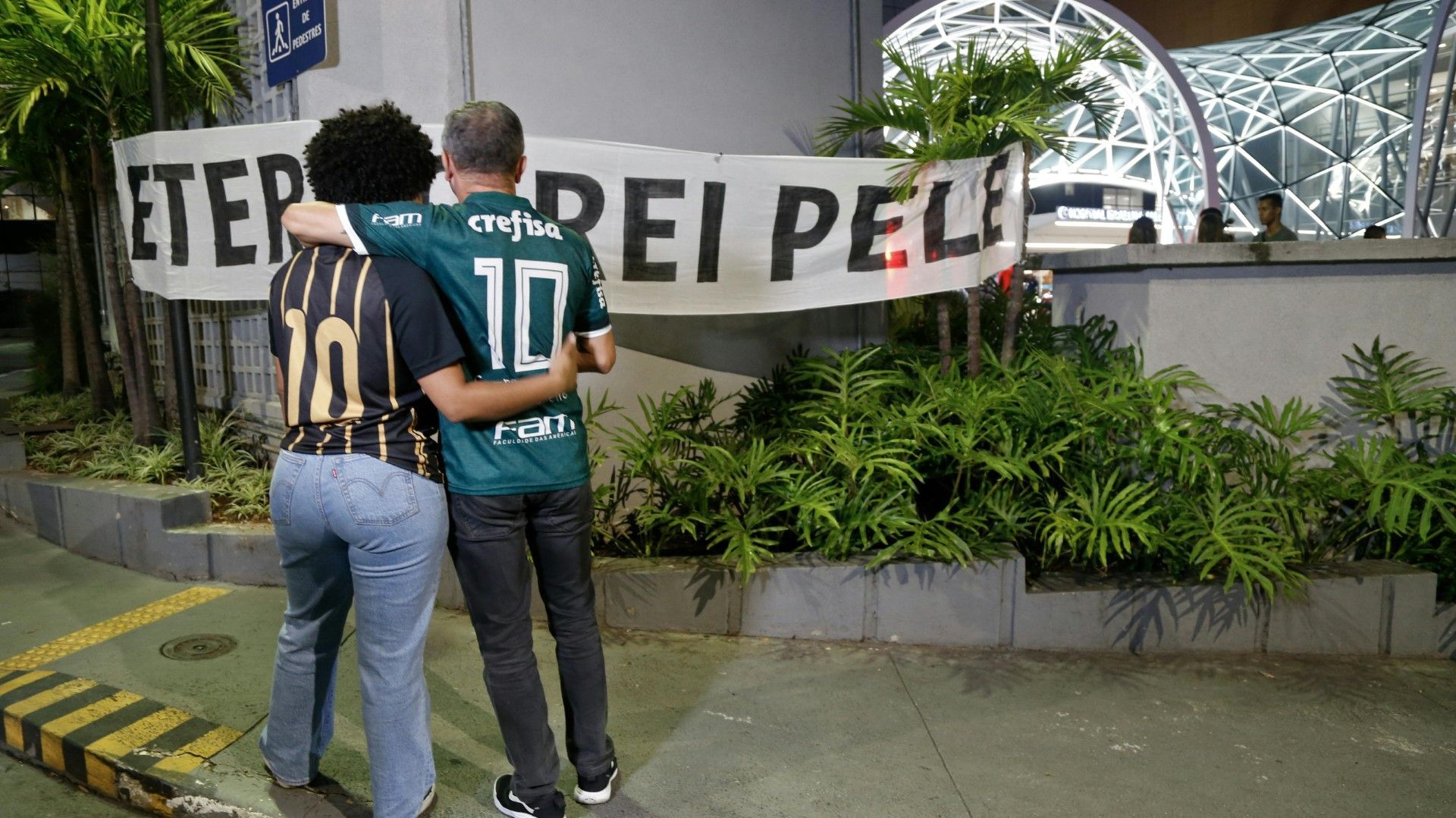 Brazil mourns the death of Pelé