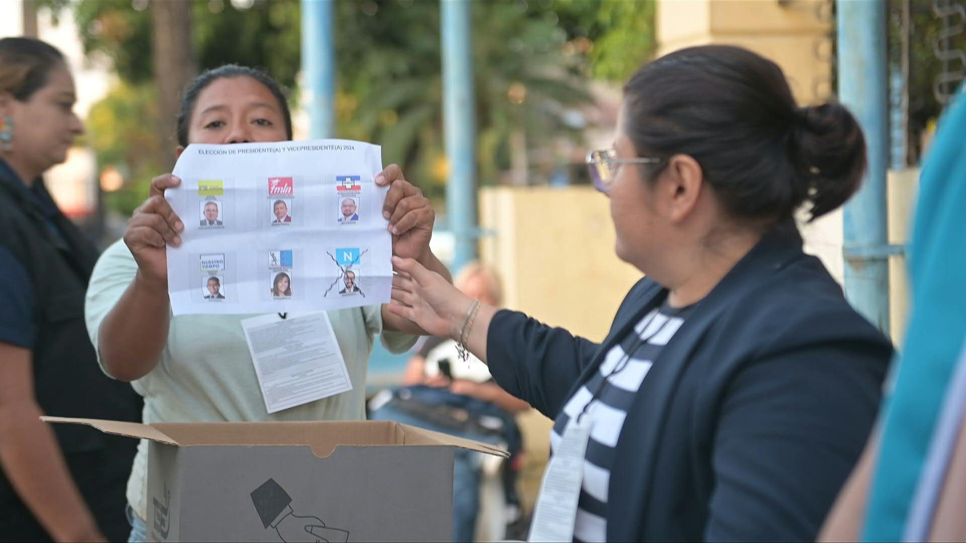 Vote counting begins as polls close in El Salvador