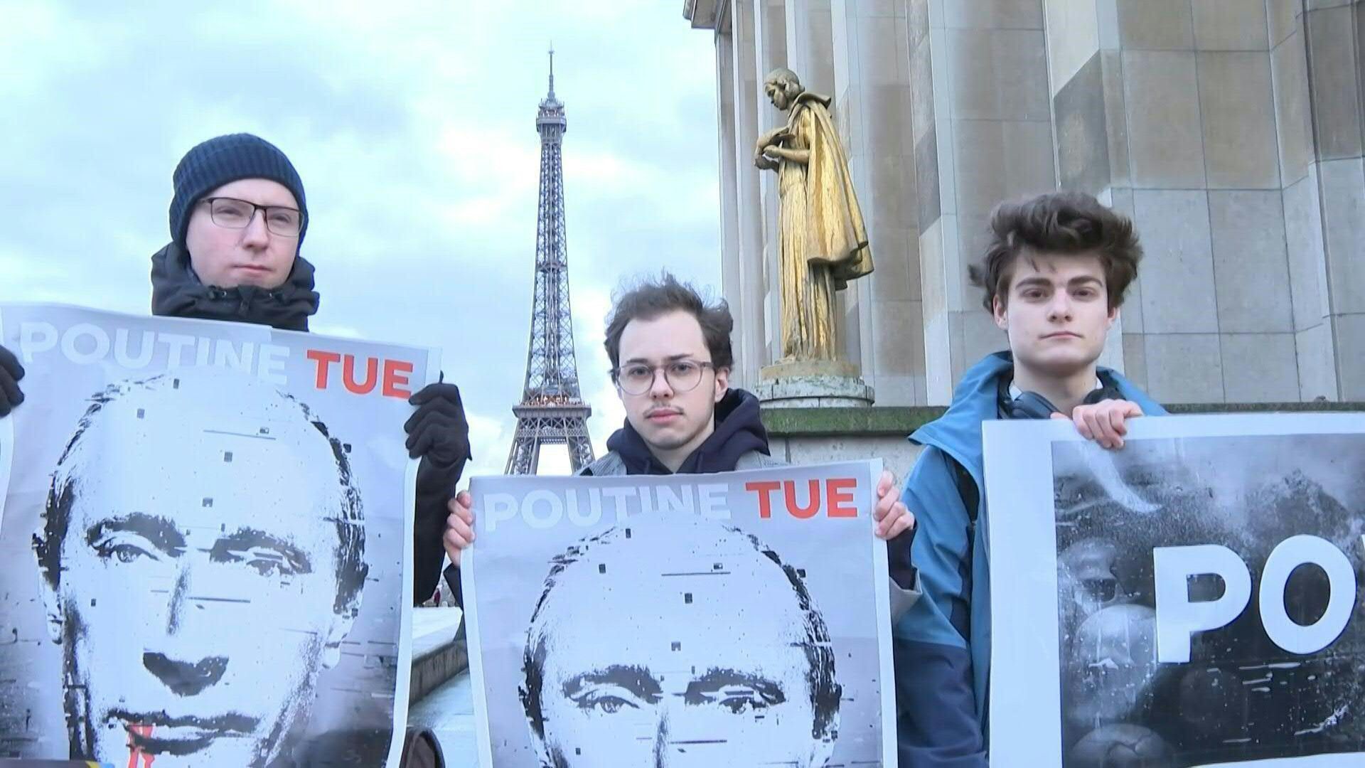 Protesters in Paris rally for Navalny after his death