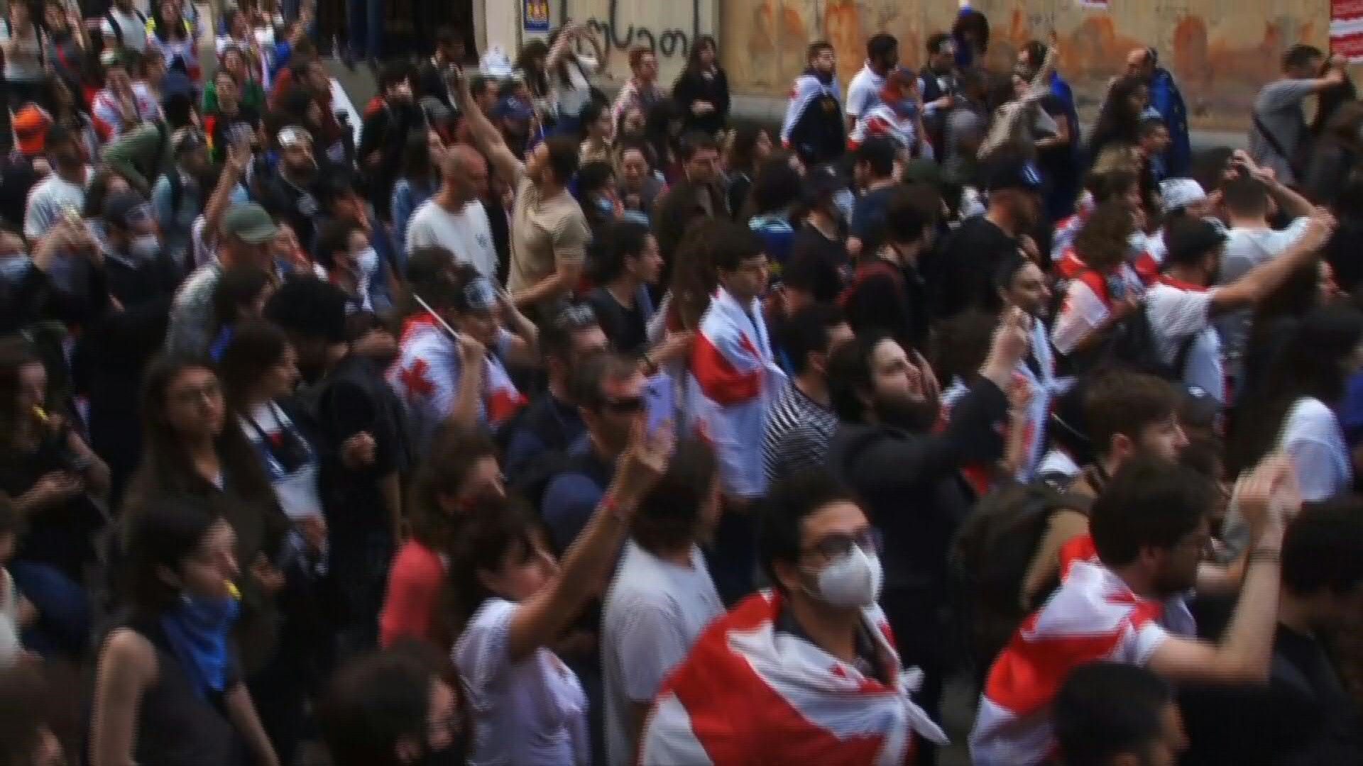 Protesters fill Tbilisi streets as Georgian parliament votes on 'foreign influence' bill