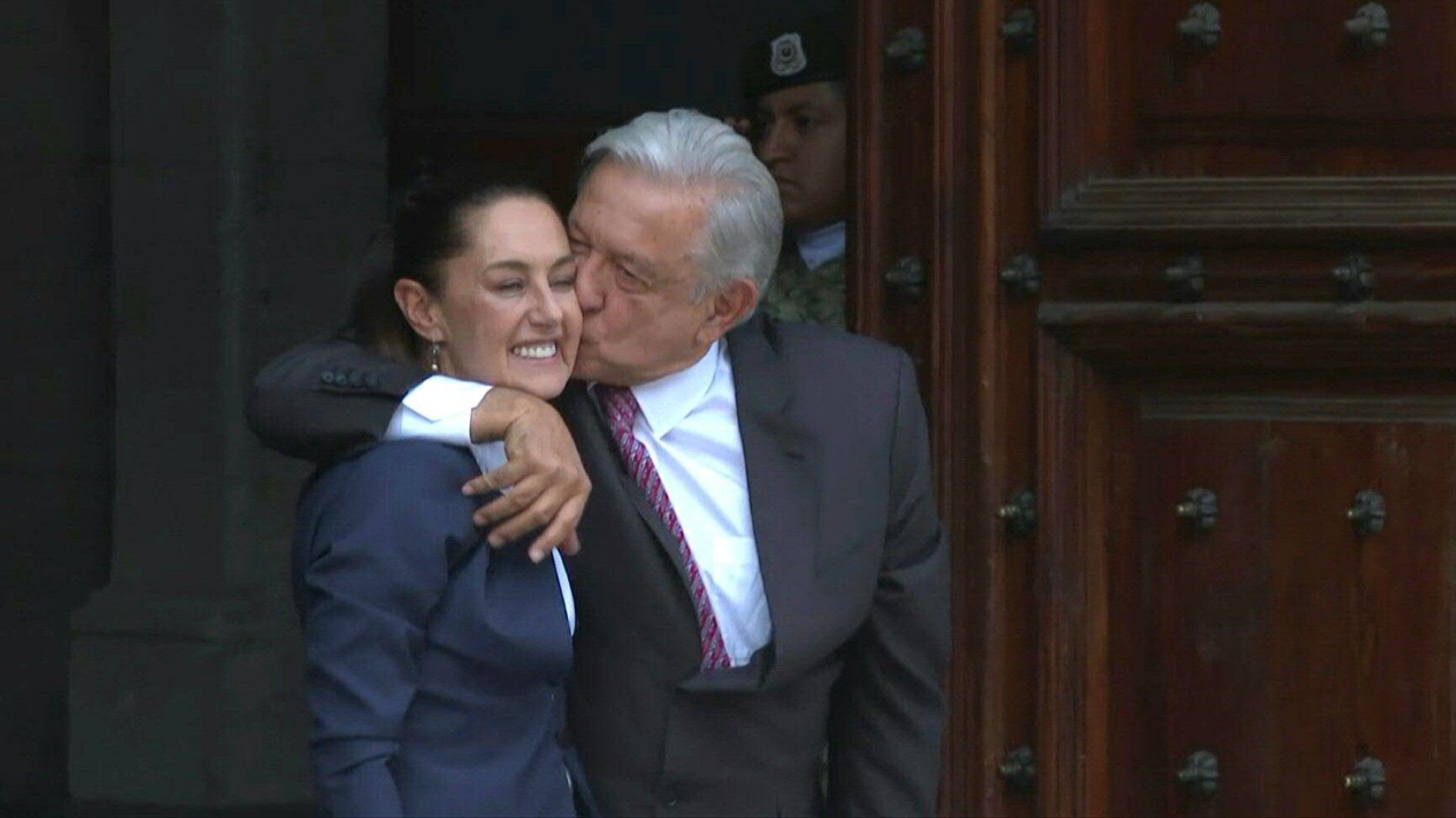 Mexico president-elect Sheinbaum arrives to meet outgoing President Lopez Obrador - Video