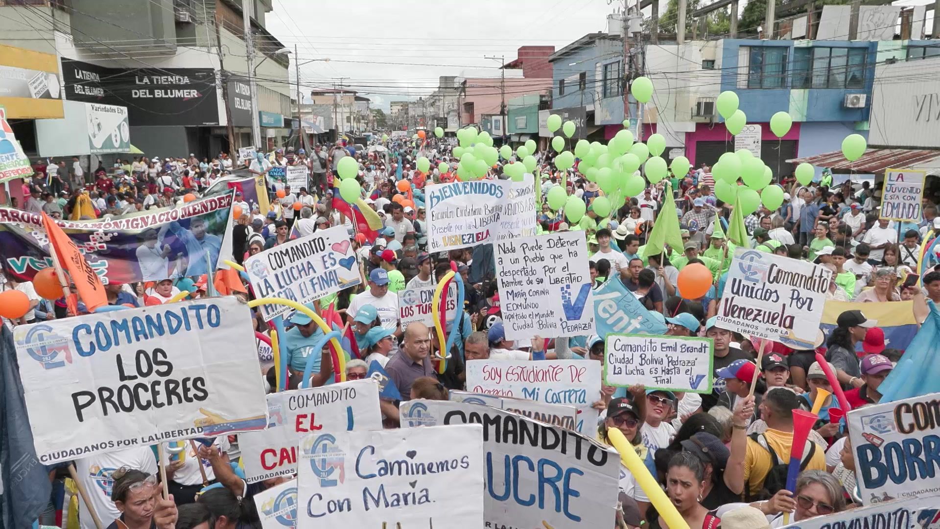 Venezuela's opposition supporters gather for campaign rally in Barinas