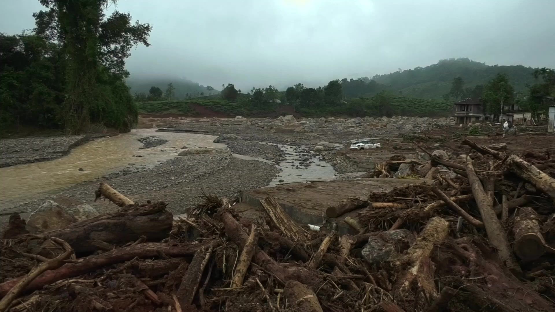 Destruction after landslide kills around 200 people in India