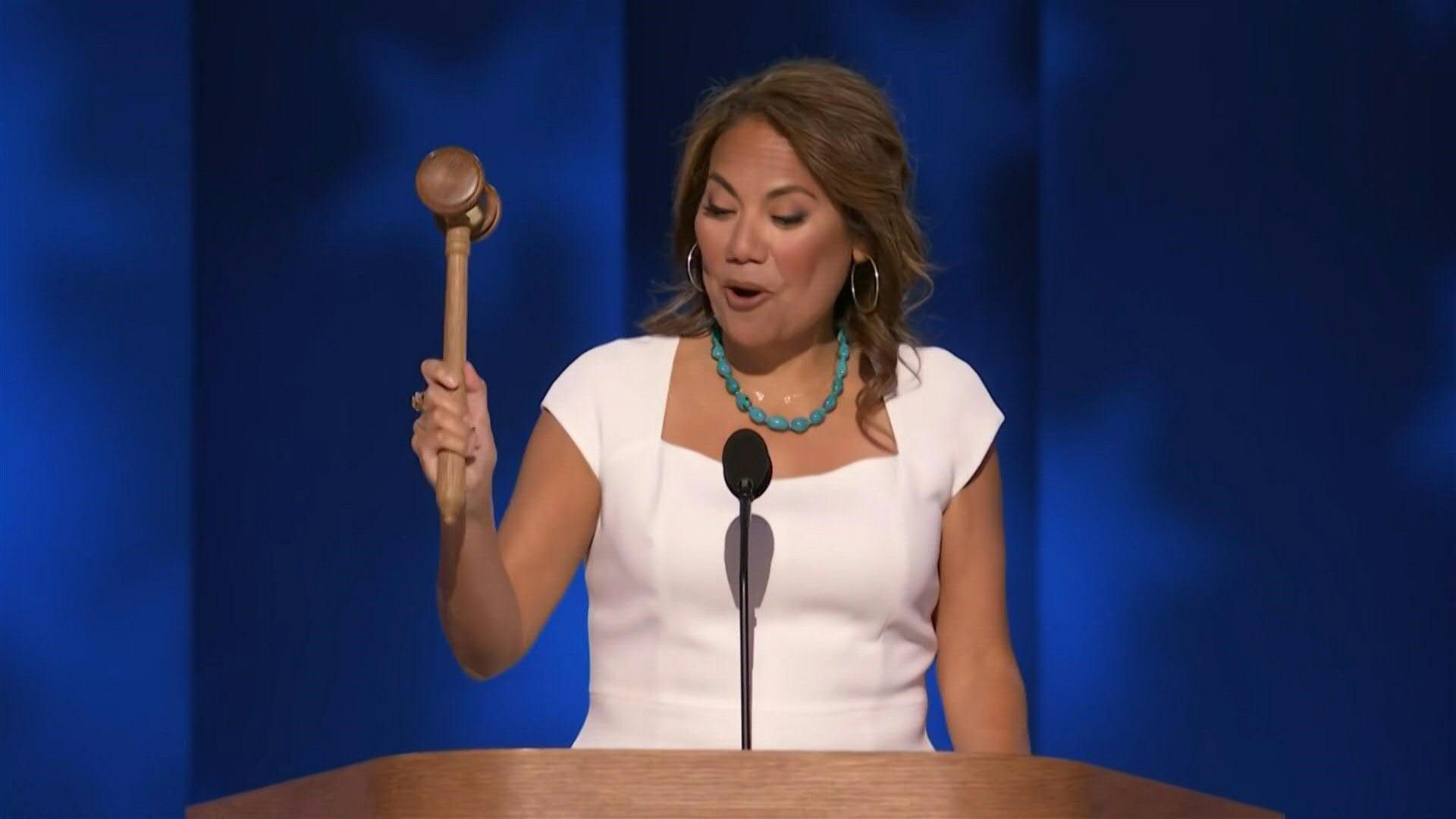 Final day of Democratic convention underway in Chicago - Video