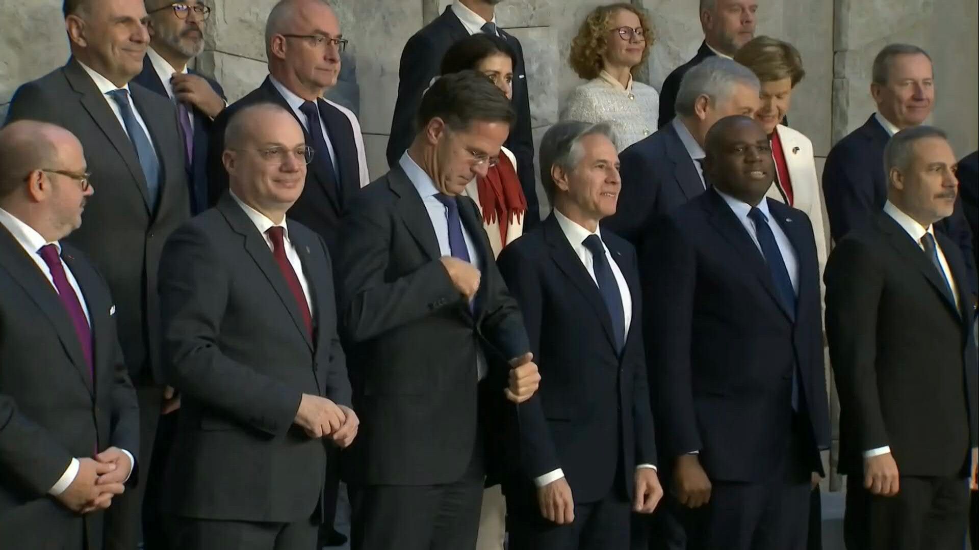 NATO foreign ministers pose for group photo