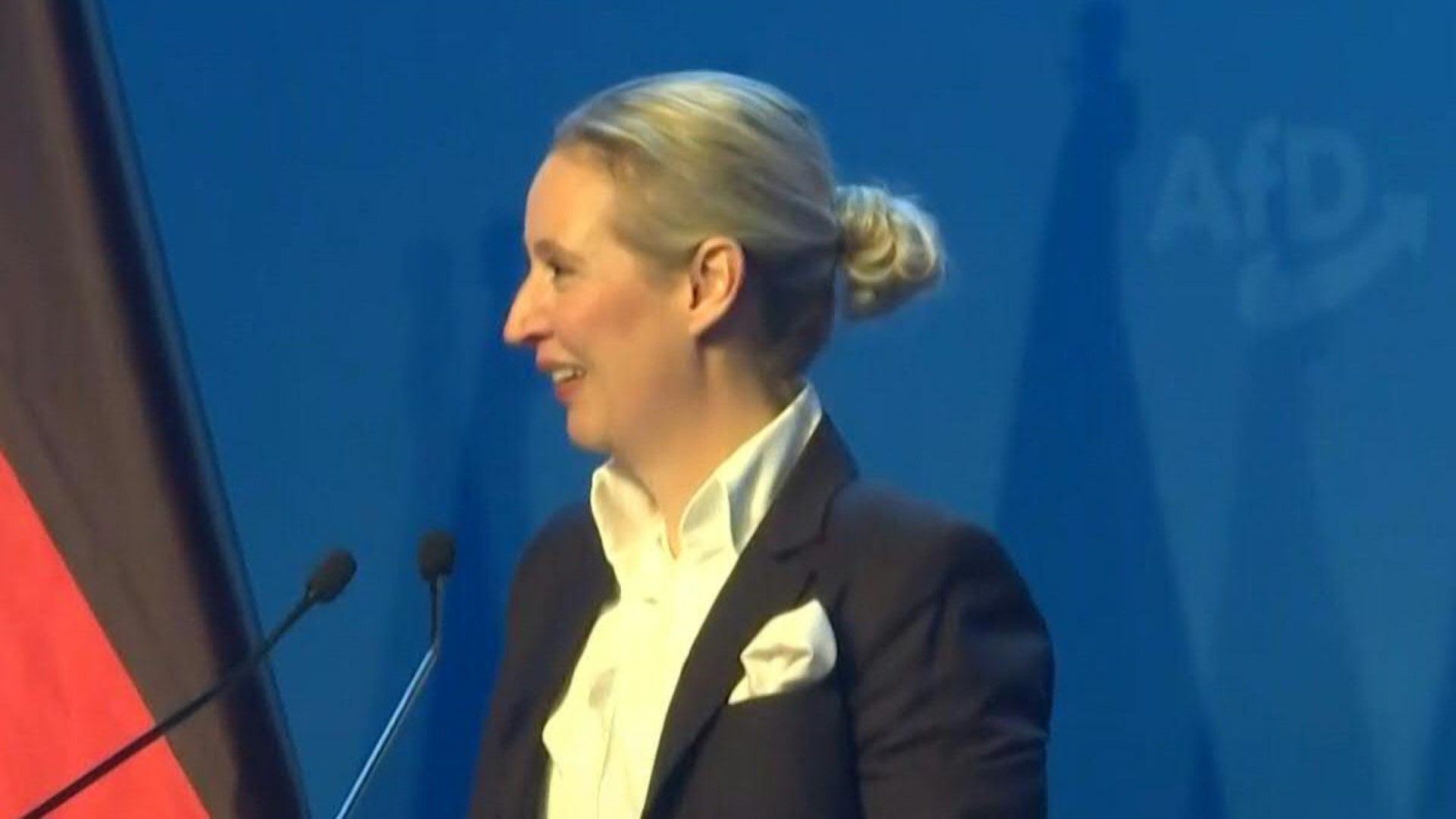 Weidel spricht bei AfD-Wahlkampfauftakt in Halle