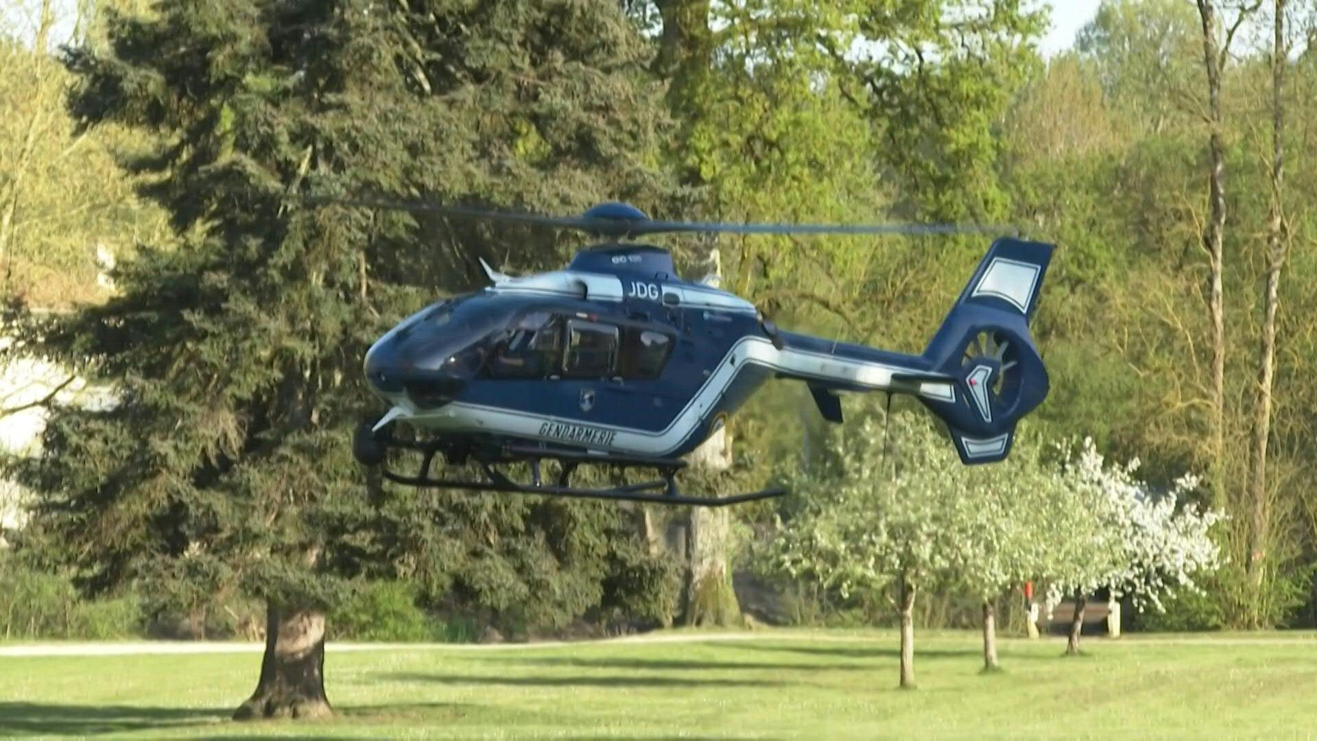Video: France: 110 gendarmes deployed to search for a missing jogger