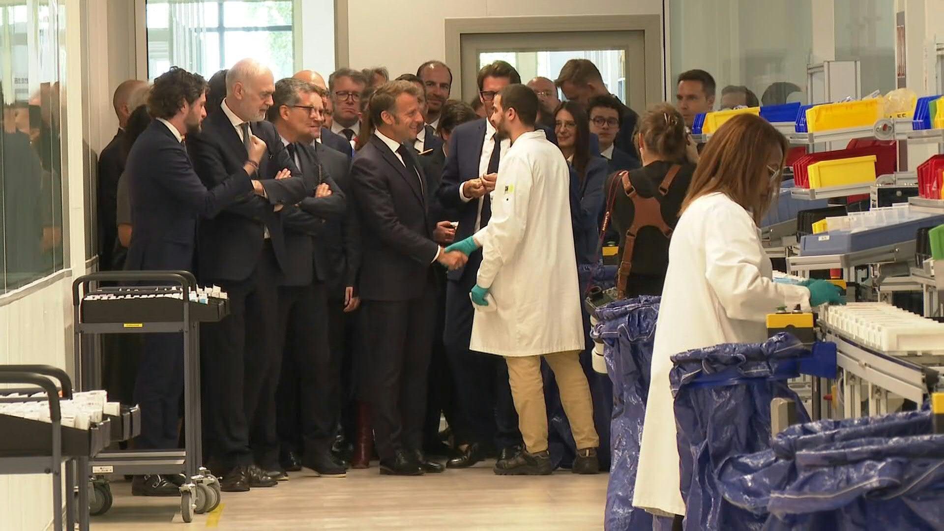 Macron inaugurates EssilorLuxottica's laboratory of excellence