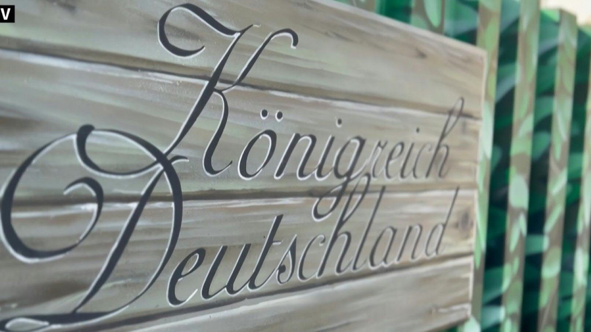 Schlag gegen Reichsbürgerszene: Behörden verbieten „Königreich Deutschland“
