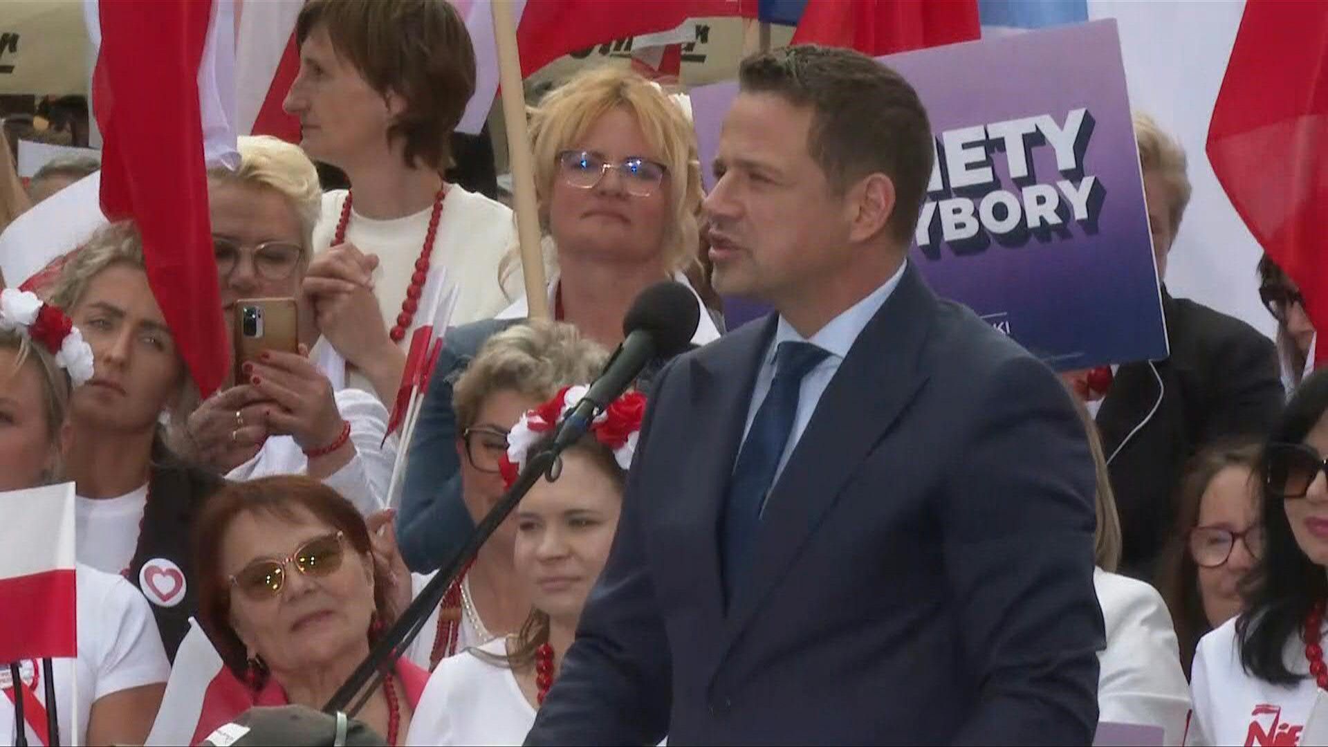 Pro-EU Warsaw Mayor Rafal Trzaskowski holds final rally ahead of presidential election