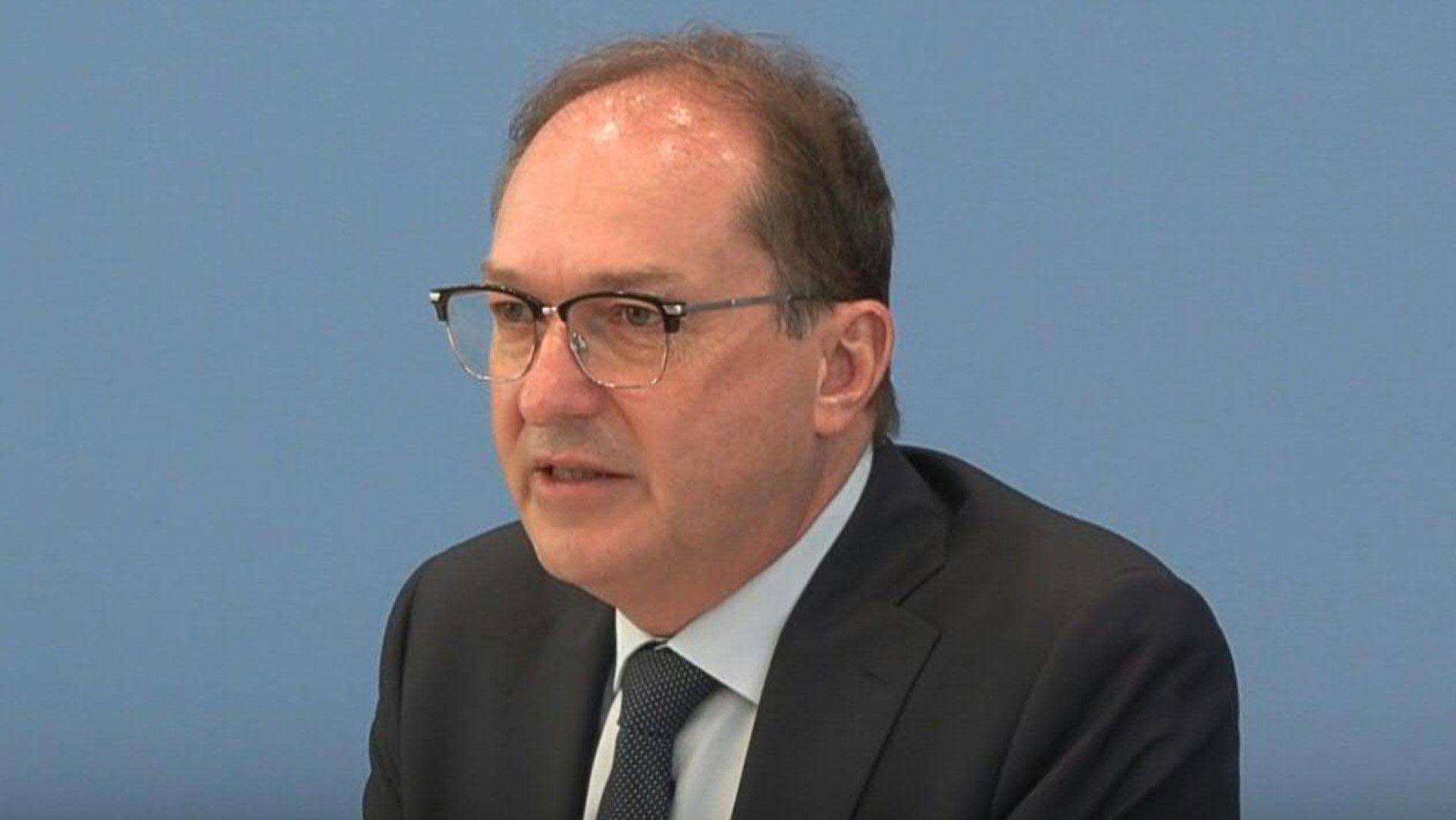 Dobrindt: „Zurückweisungen sind im Einklang mit dem Recht“