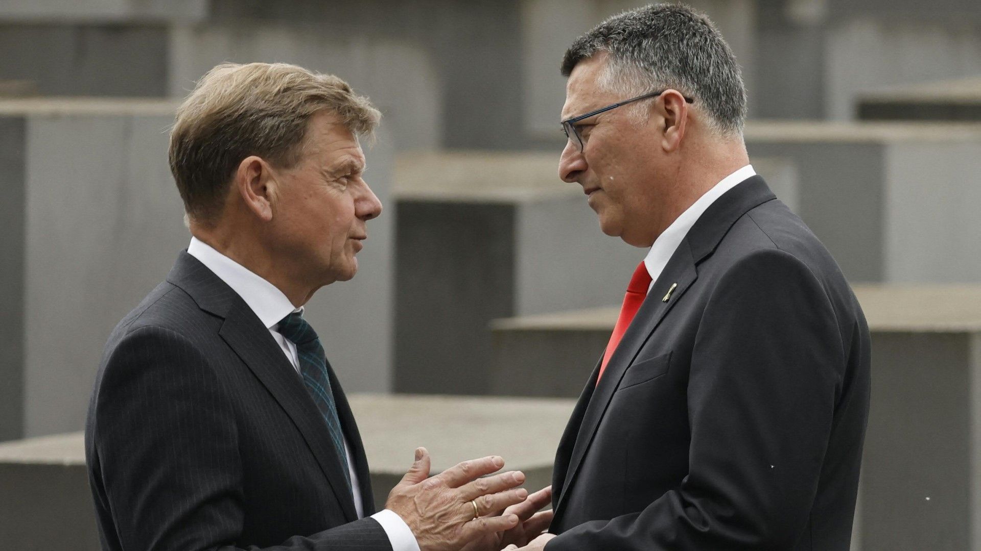 Wadephul trifft Israels Außenminister Saar am Holocaust-Mahnmal