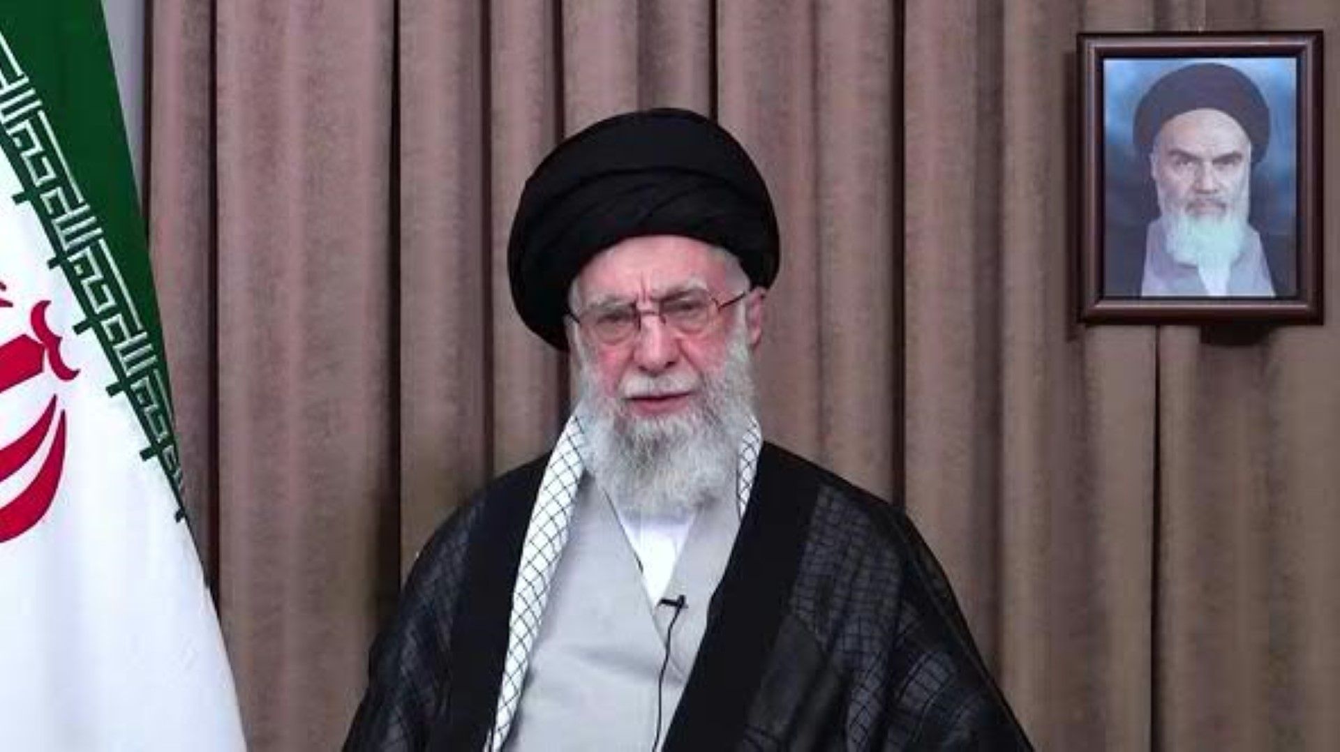 Chamenei droht Israel: „Sie werden nicht ungeschoren davonkommen“