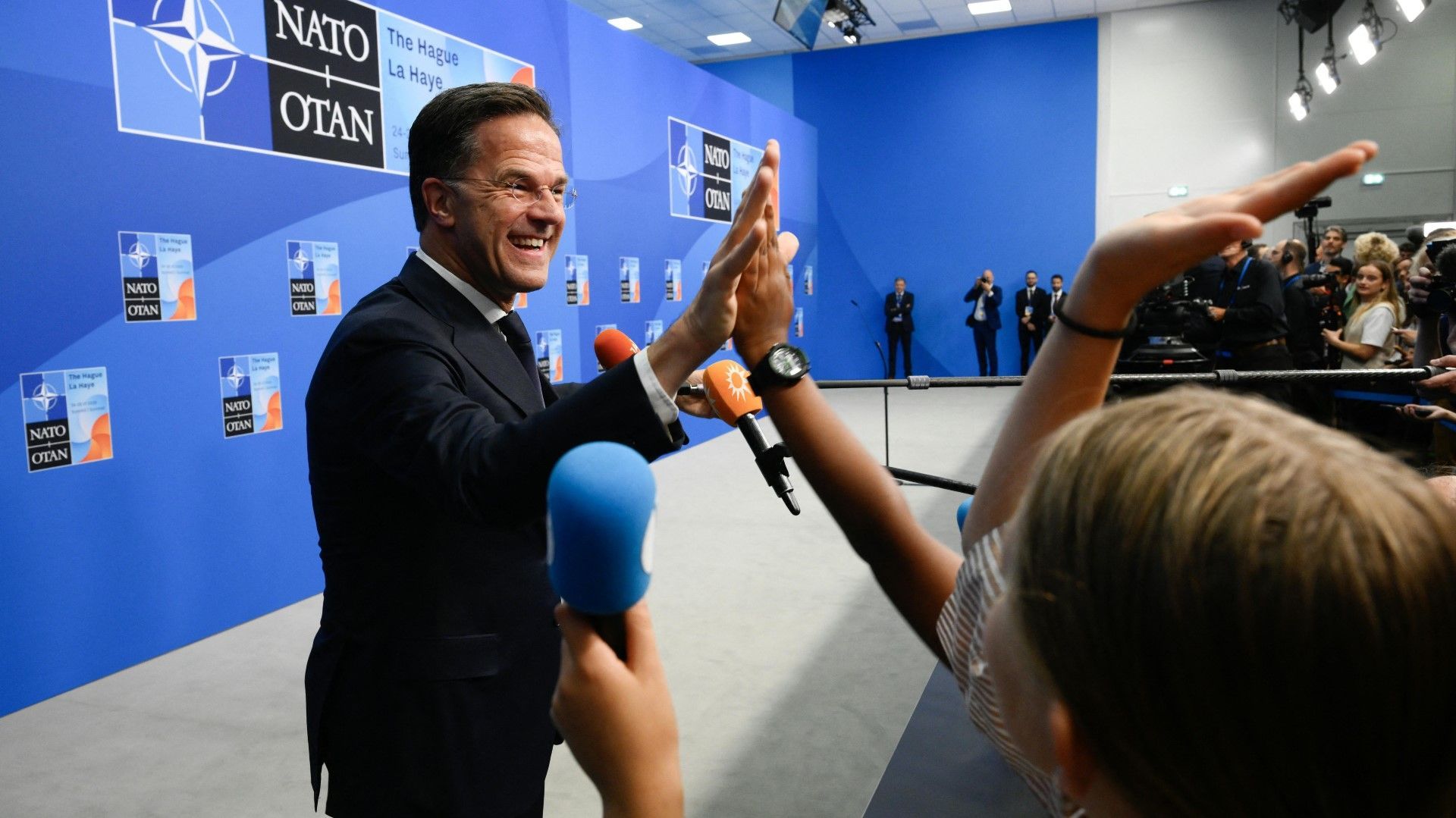 Rutte: “Die USA stehen zu Nato-Artikel 5”