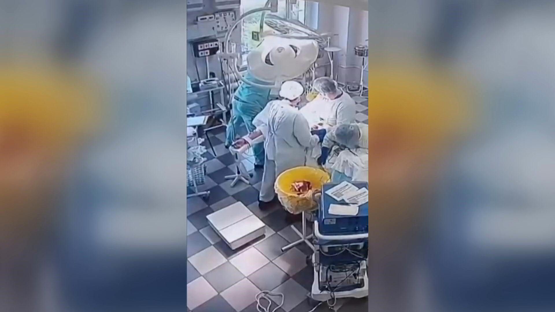 Beben auf Kamtschatka: Patient auf wackelndem OP-Tisch