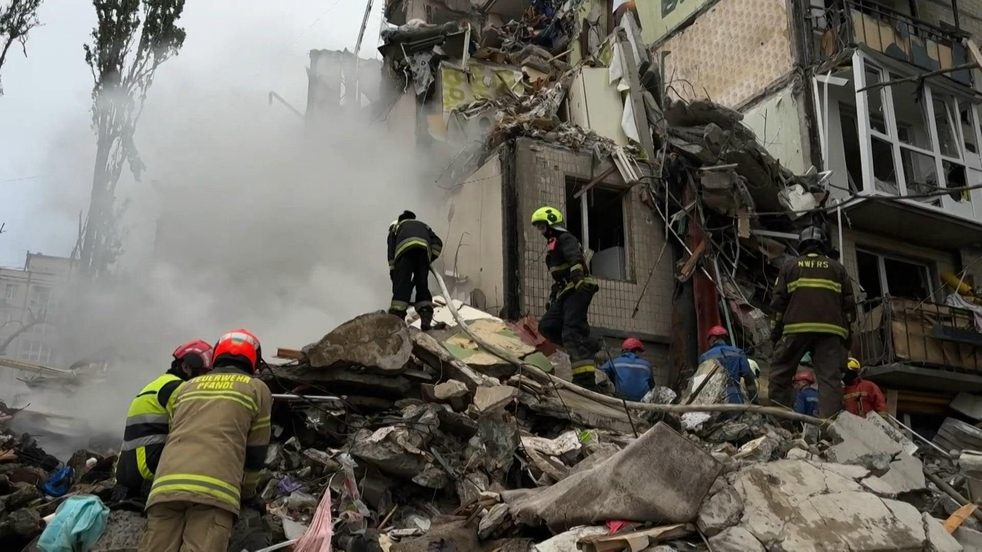 Video: Search and rescue underway after deadly Russian strikes hit Kyiv hospital, school