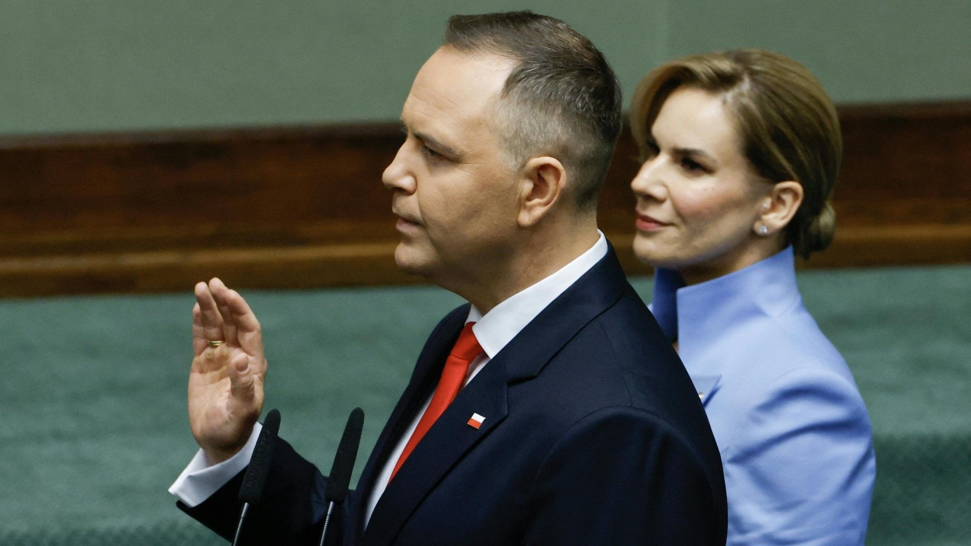 Polen: Rechtsnationalist Nawrocki als neuer Präsident vereidigt
