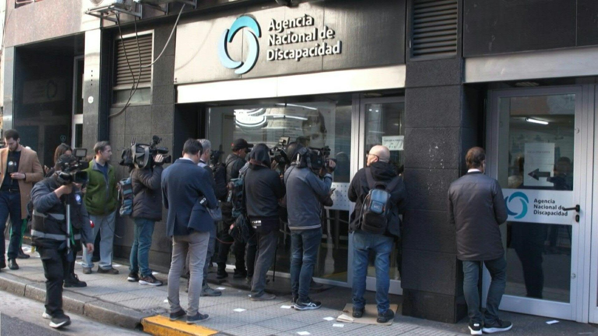 Video: Argentine police carries out raids in a graft probe surrounding president Milei's sister