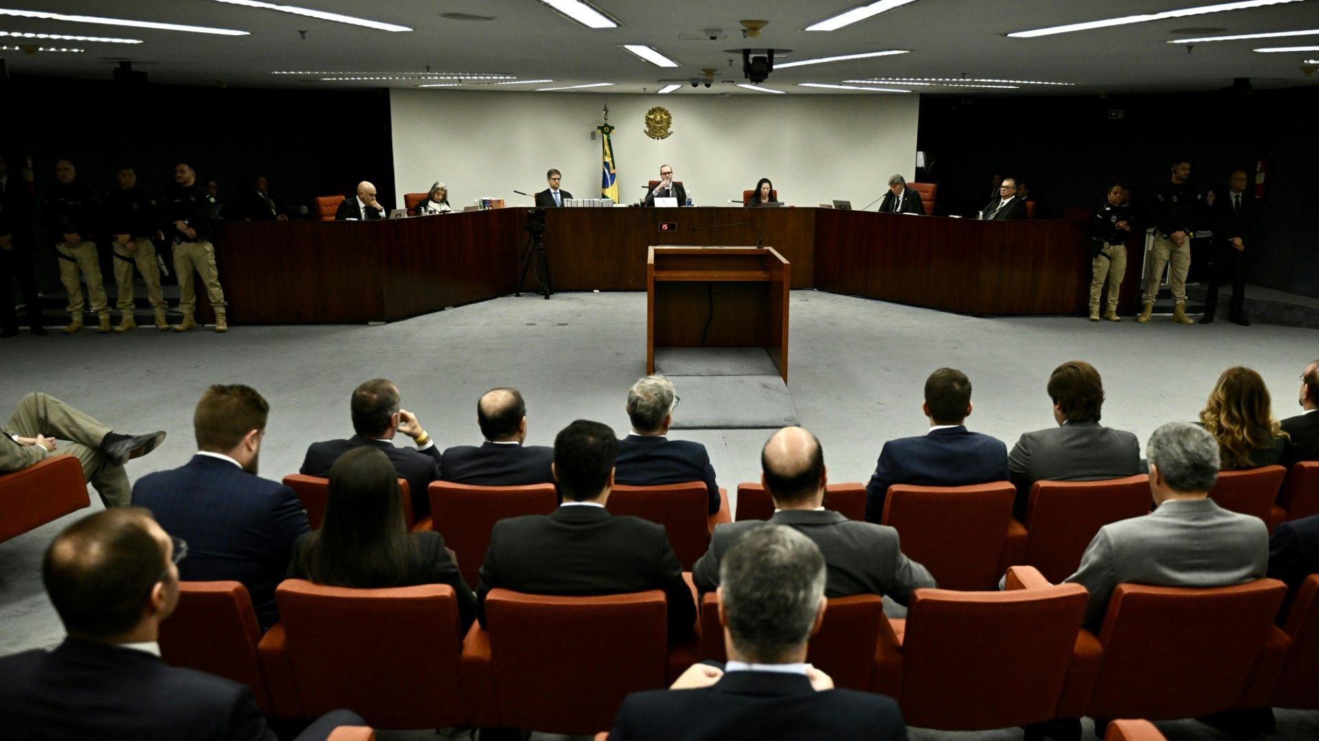 Putschprozess gegen Bolsonaro: Erster Richter für Freispruch