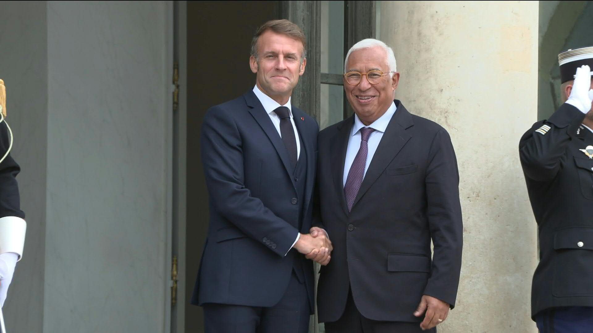 Emmanuel Macron welcomes European Council president at Elysee Palace