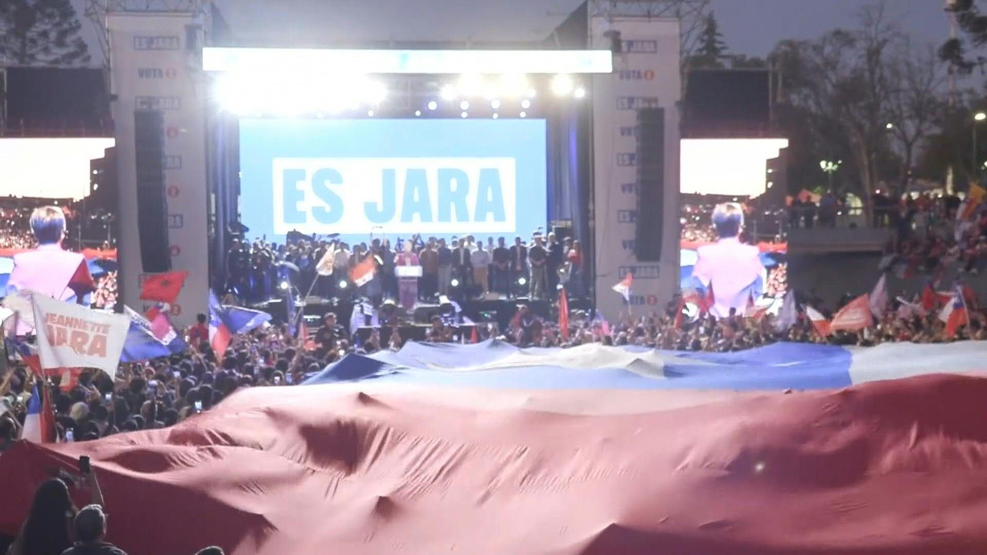 Video: Jeannette Jara closes her presidential campaign in Santiago