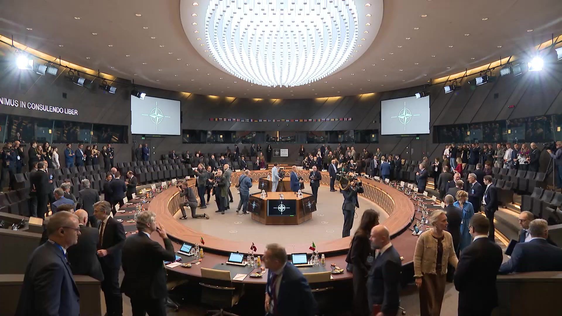 NATO ministers meet in Brussels as allies pledge new US arms for Ukraine