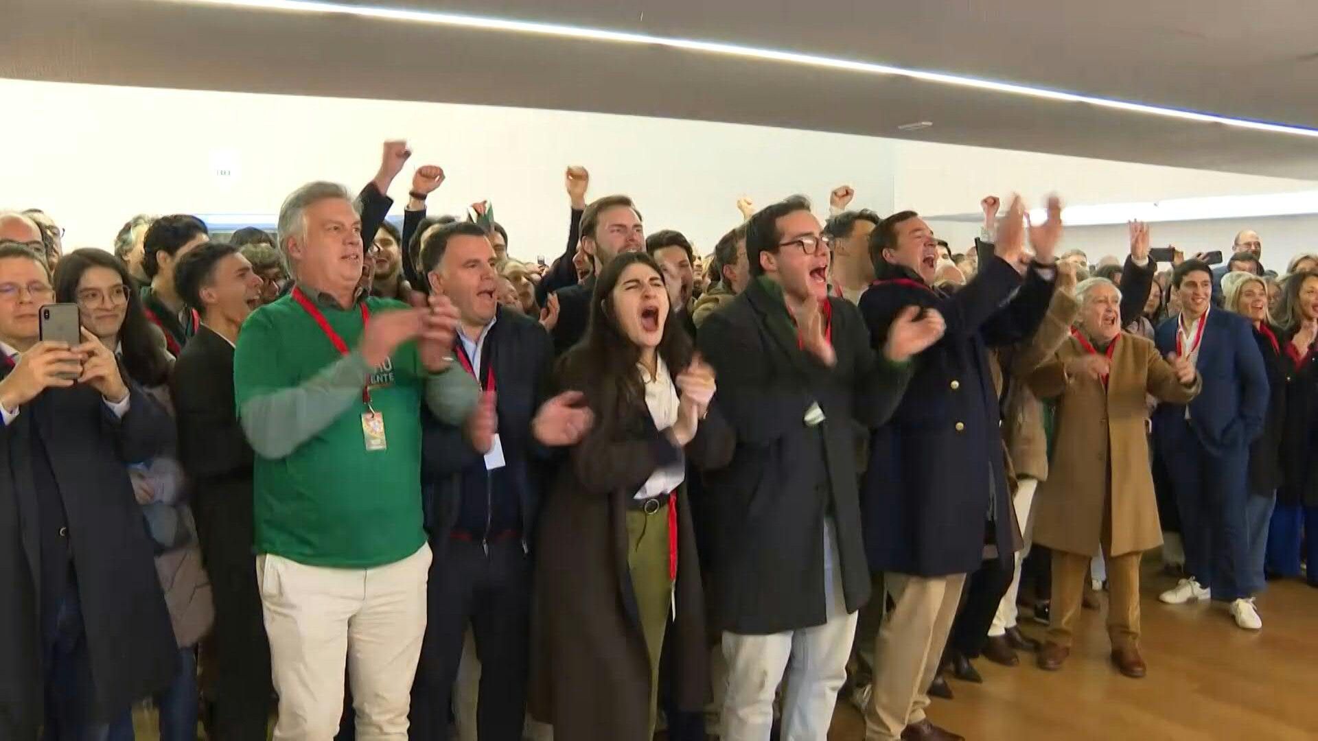 Socialist-activists-celebrate-first-round-win-in-Portugal-presidential-election