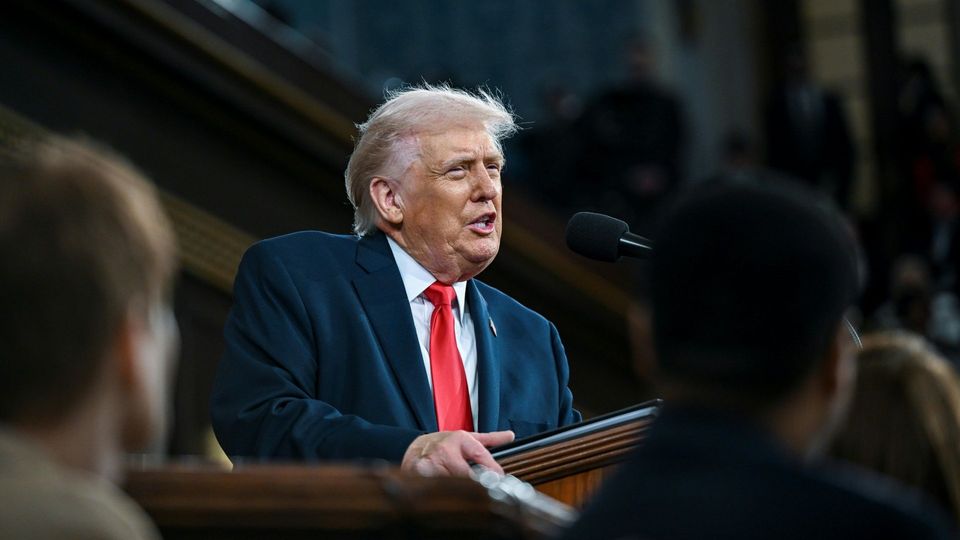 Rede an die Nation: Trump lobt sich selbst – Demokraten kritisieren „Chaos“