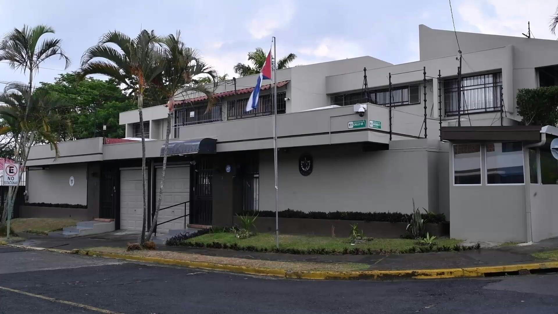 Video: Exterior of Cuban embassy and ambassador's residence in San Jose, Costa Rica
