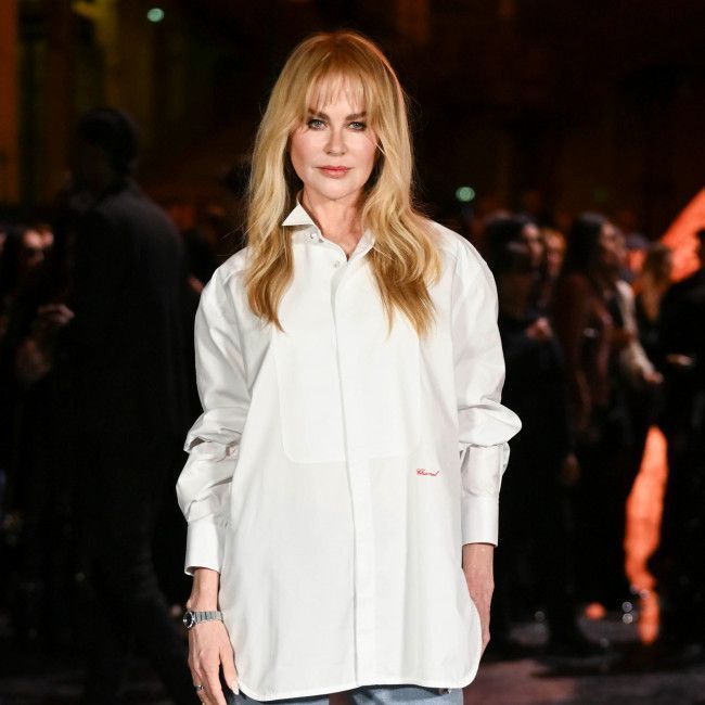 Nicole Kidman 'hanging in there' amid filing for divorce from Keith Urban
