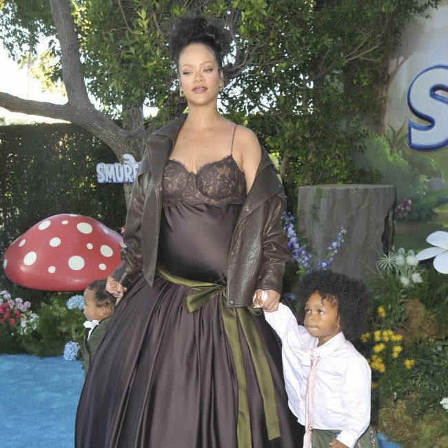Rihanna 'to make music comeback with huge summer stadium shows'