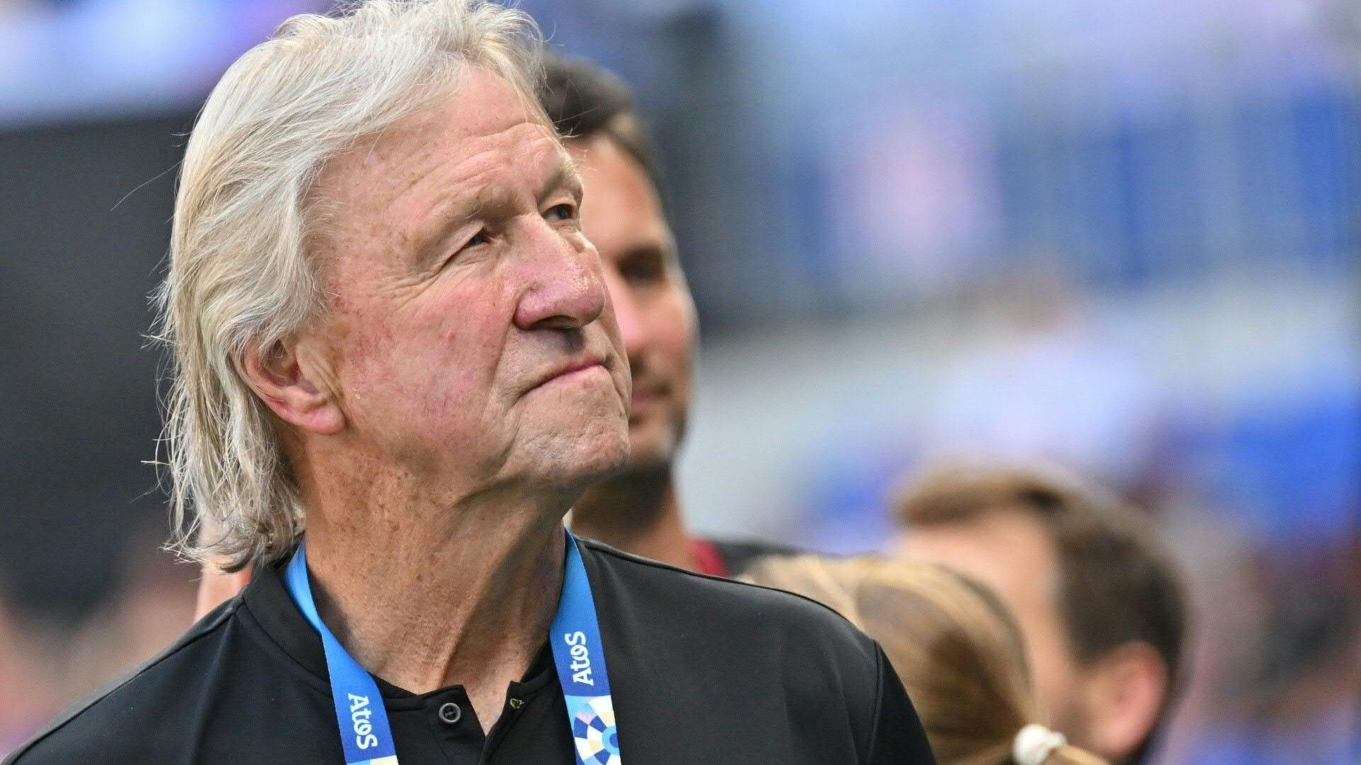 Video: Abschied: Hrubesch hört beim HSV auf