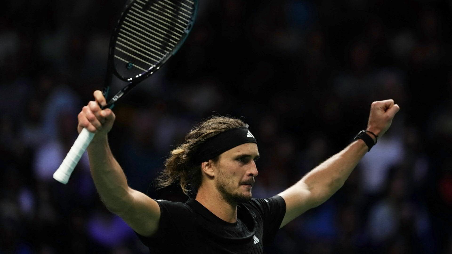 Masters in Paris: Zverev mit Mühe in die nächste Runde