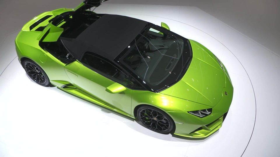 Lamborghini Huracan Evo Spyder Interior Design