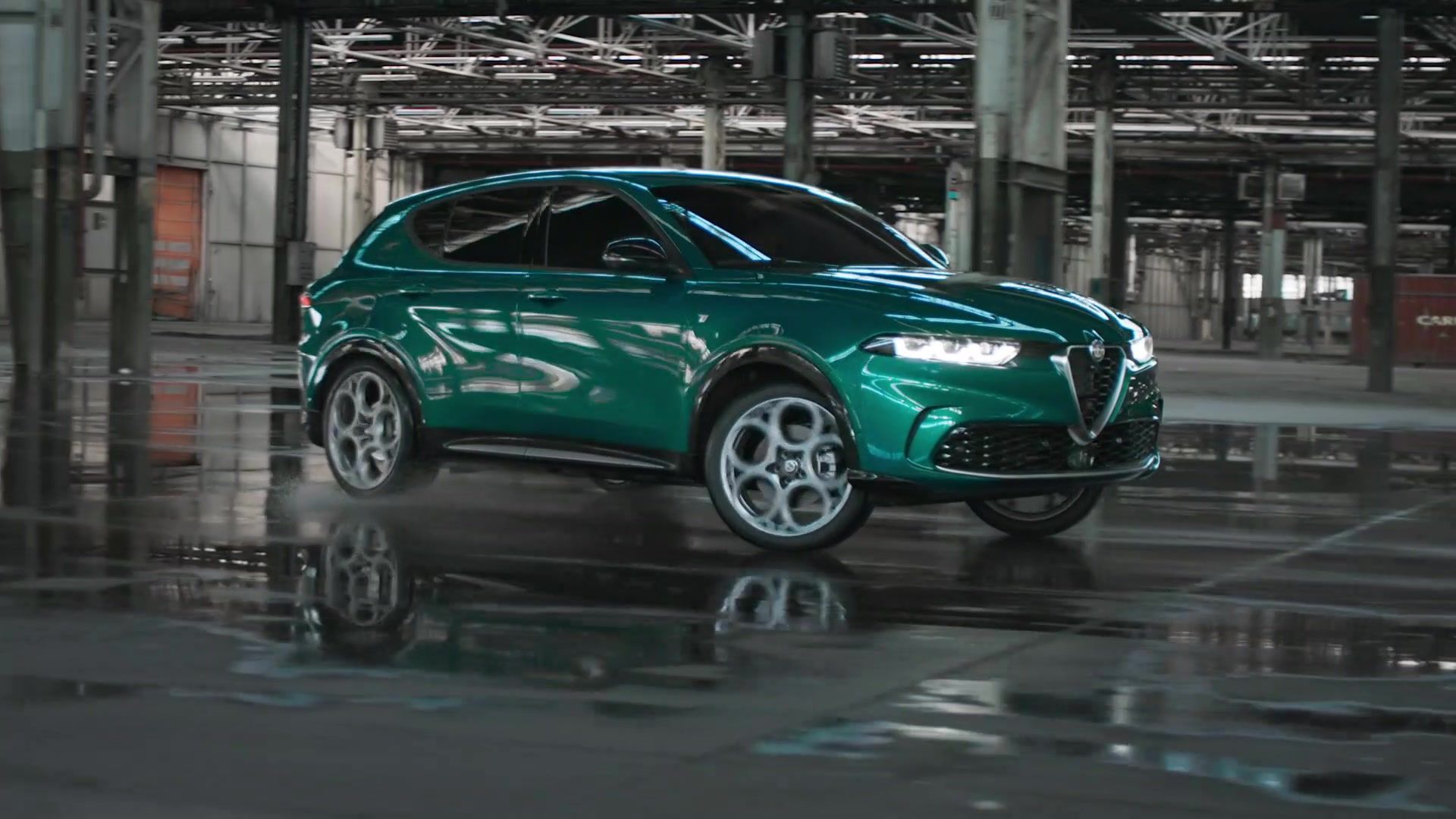 The new Alfa Romeo Tonale Driving Video in factory in Montreal Green