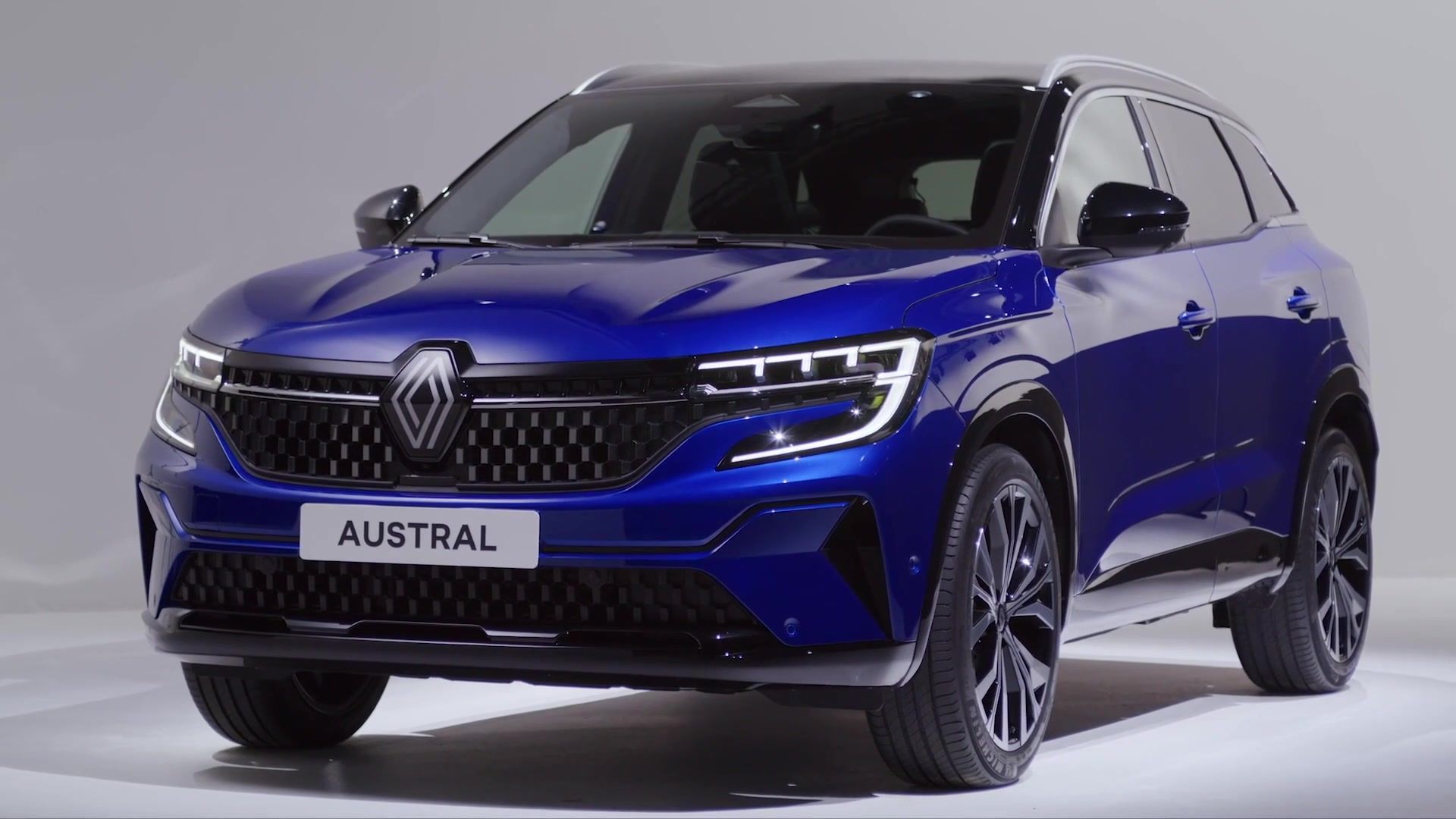 Renault Austral - Neuer Kompakt-SUV Mit Hybridtechnik Und Sensual Tech ...