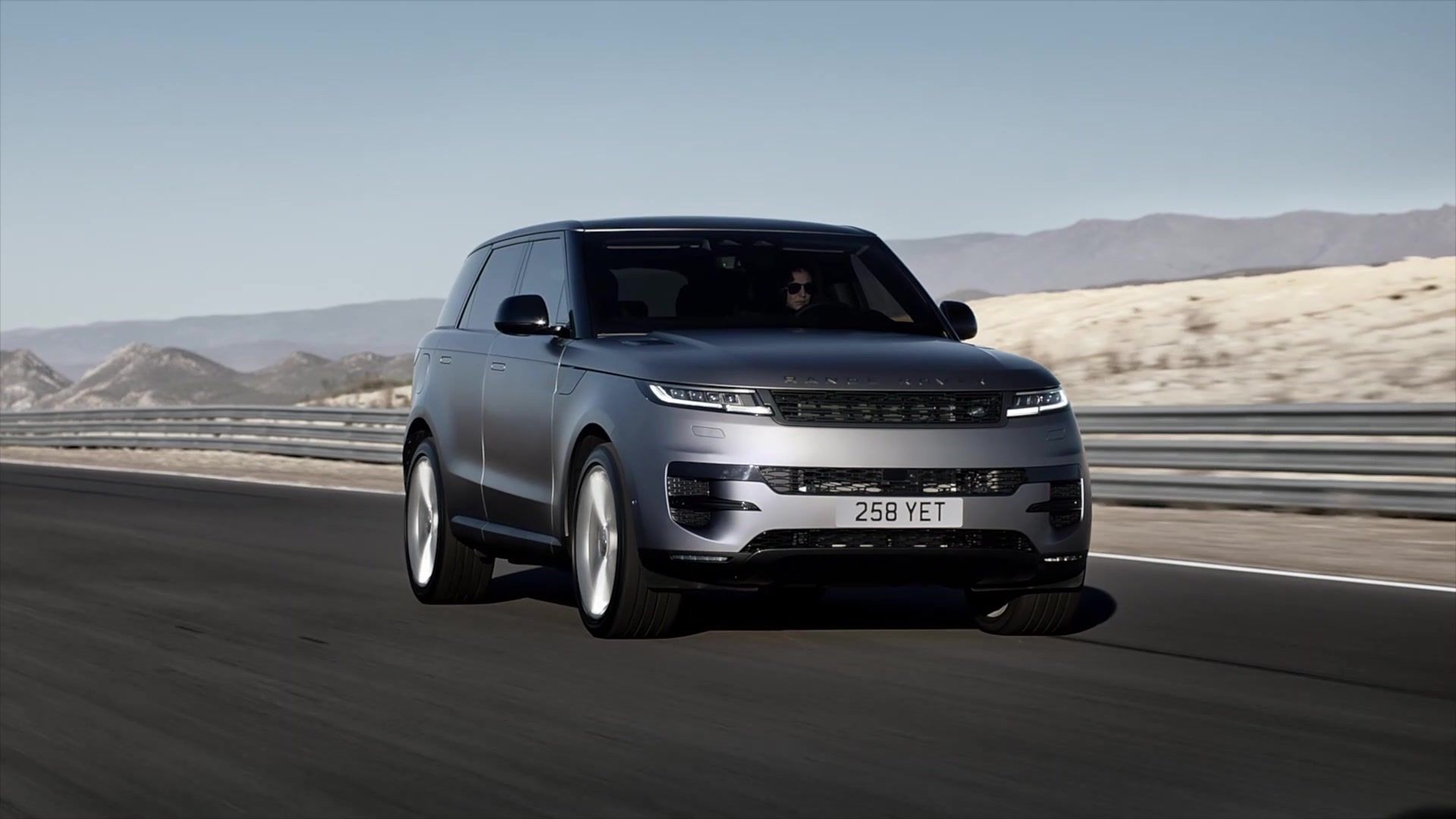 Der neue Range Rover Sport Engagiert auf jedem Kimometer