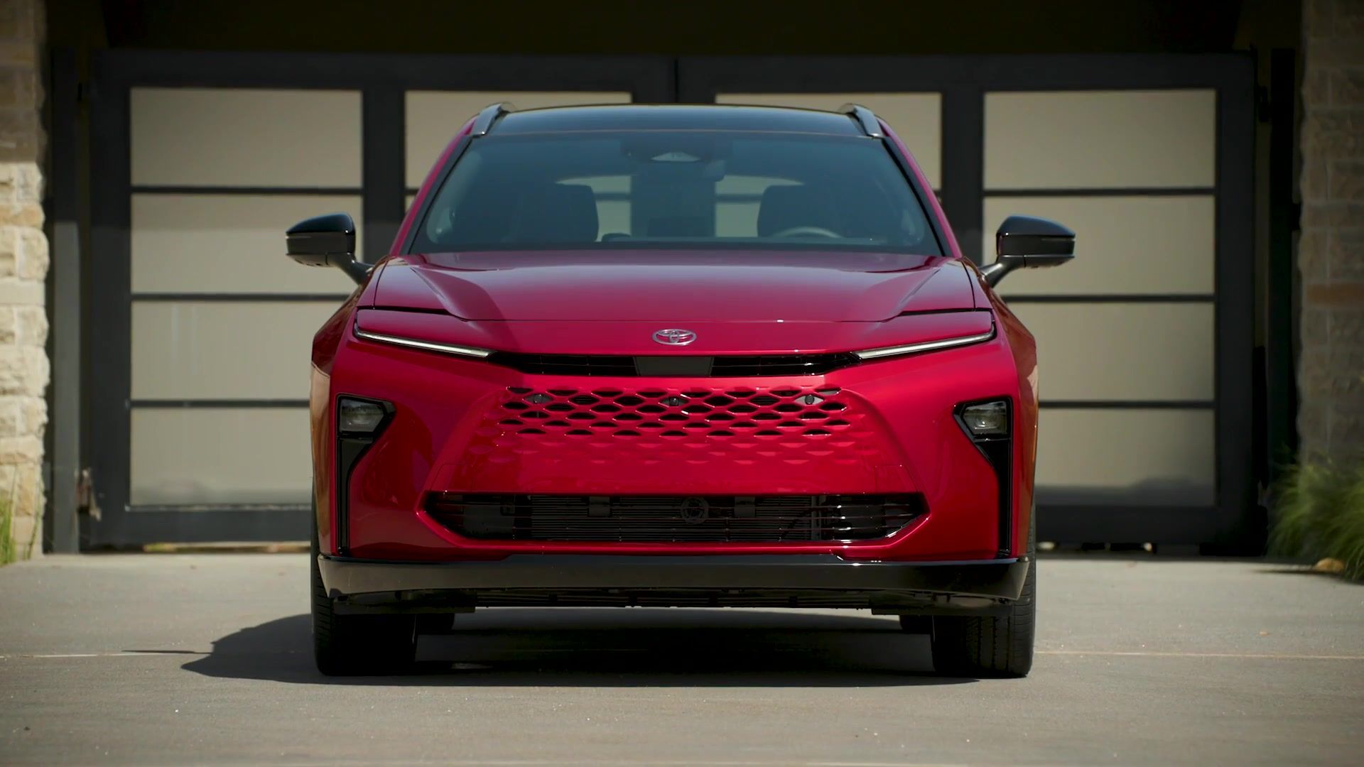 2025 Toyota Crown Signia Limited Finish Line Red Exterior Design