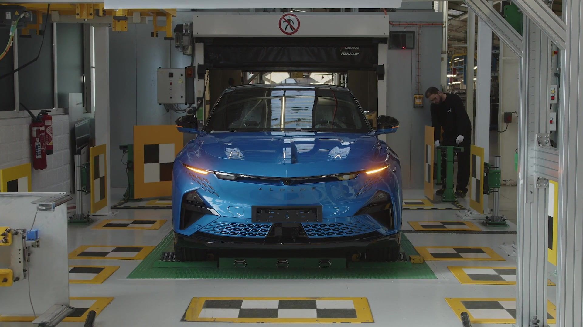 Alpine A390 production at the Alpine Dieppe plant Jean Rédélé - Checkmans, tests & Quality check