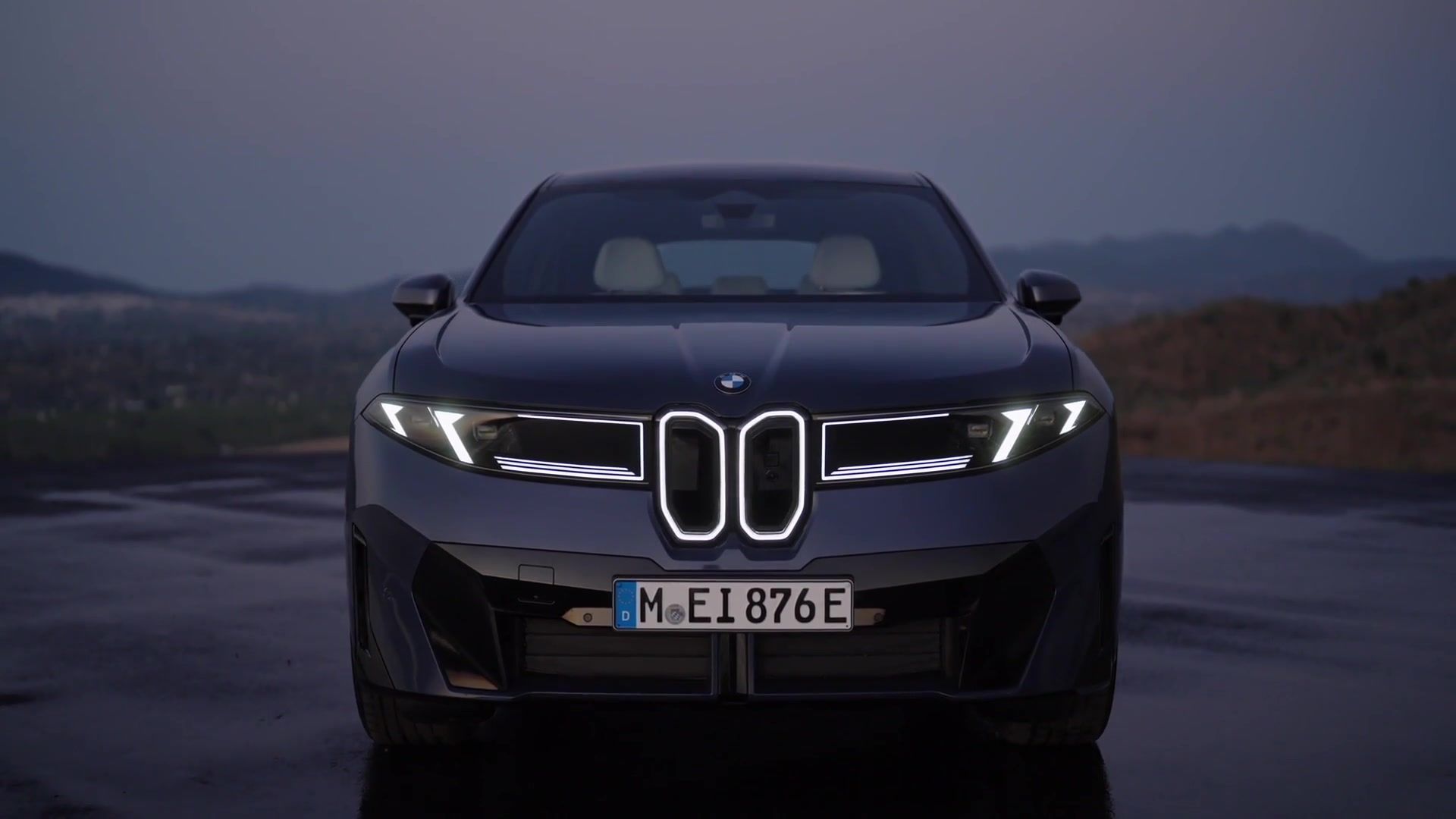 The new BMW iX3 50 xDrive in Ocean Wave Blue Design Preview