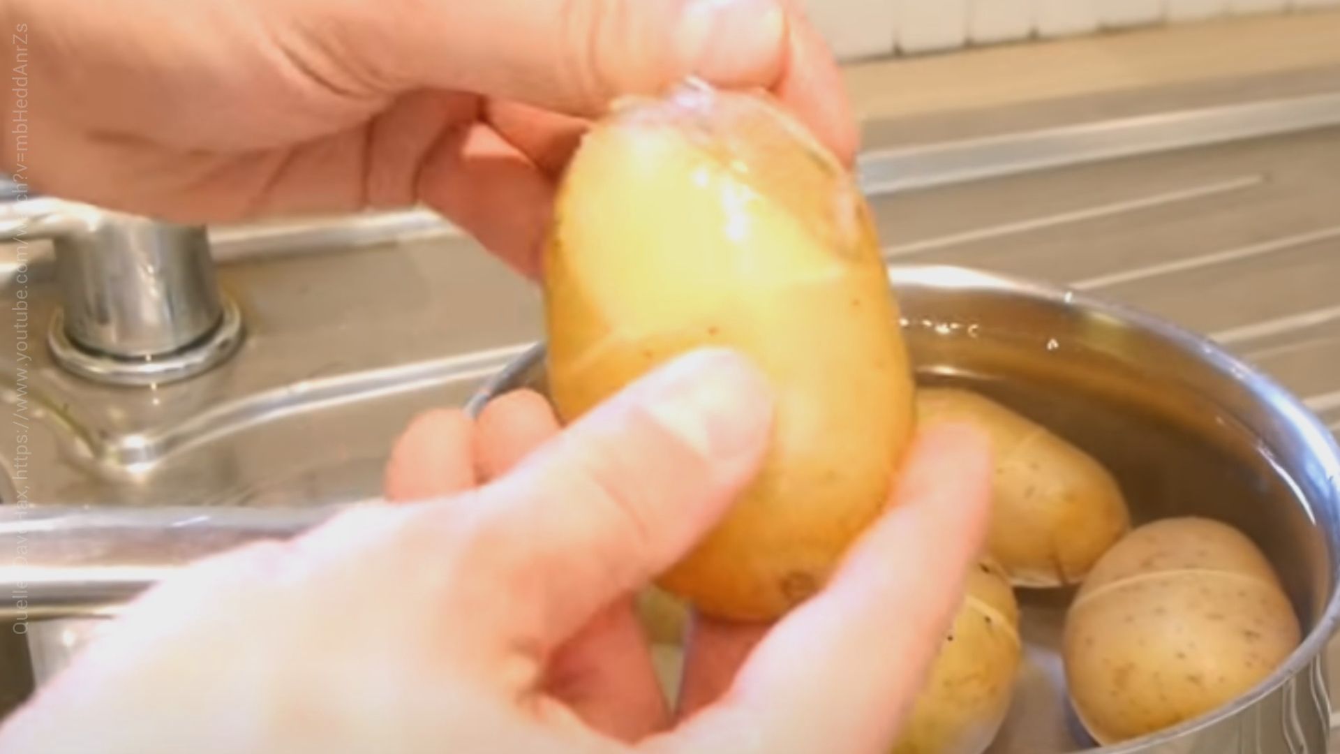Dank dieses schnellen Tricks müssen Sie nie mehr Kartoffeln schälen